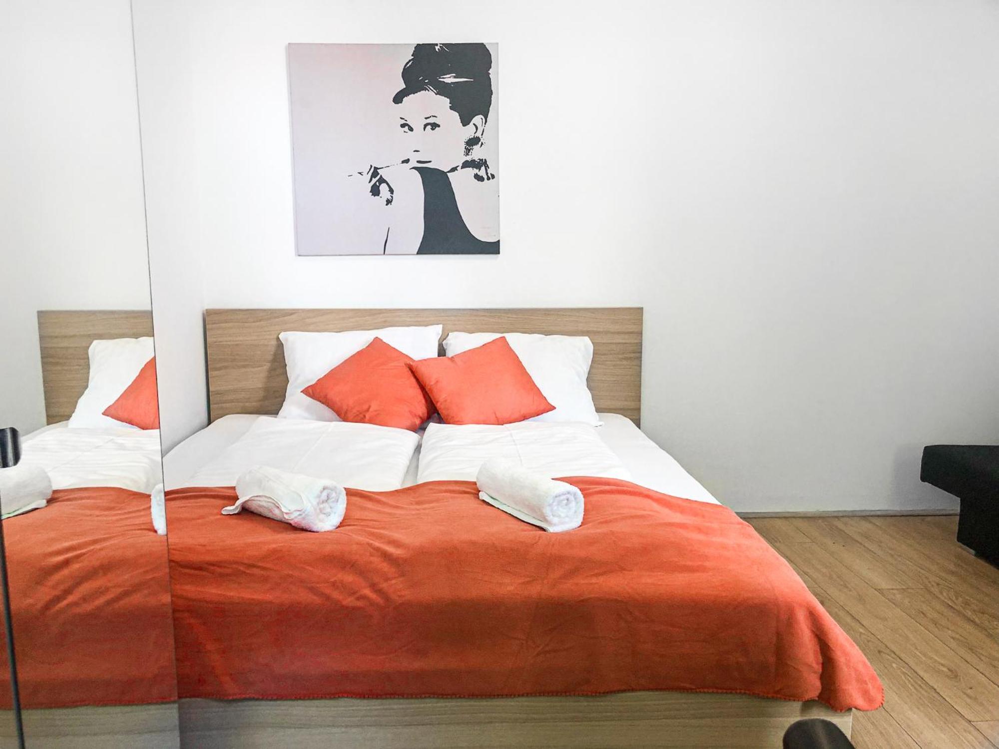 Relaxing 2-Bed Apartment For Extended Visits Wien Eksteriør bilde