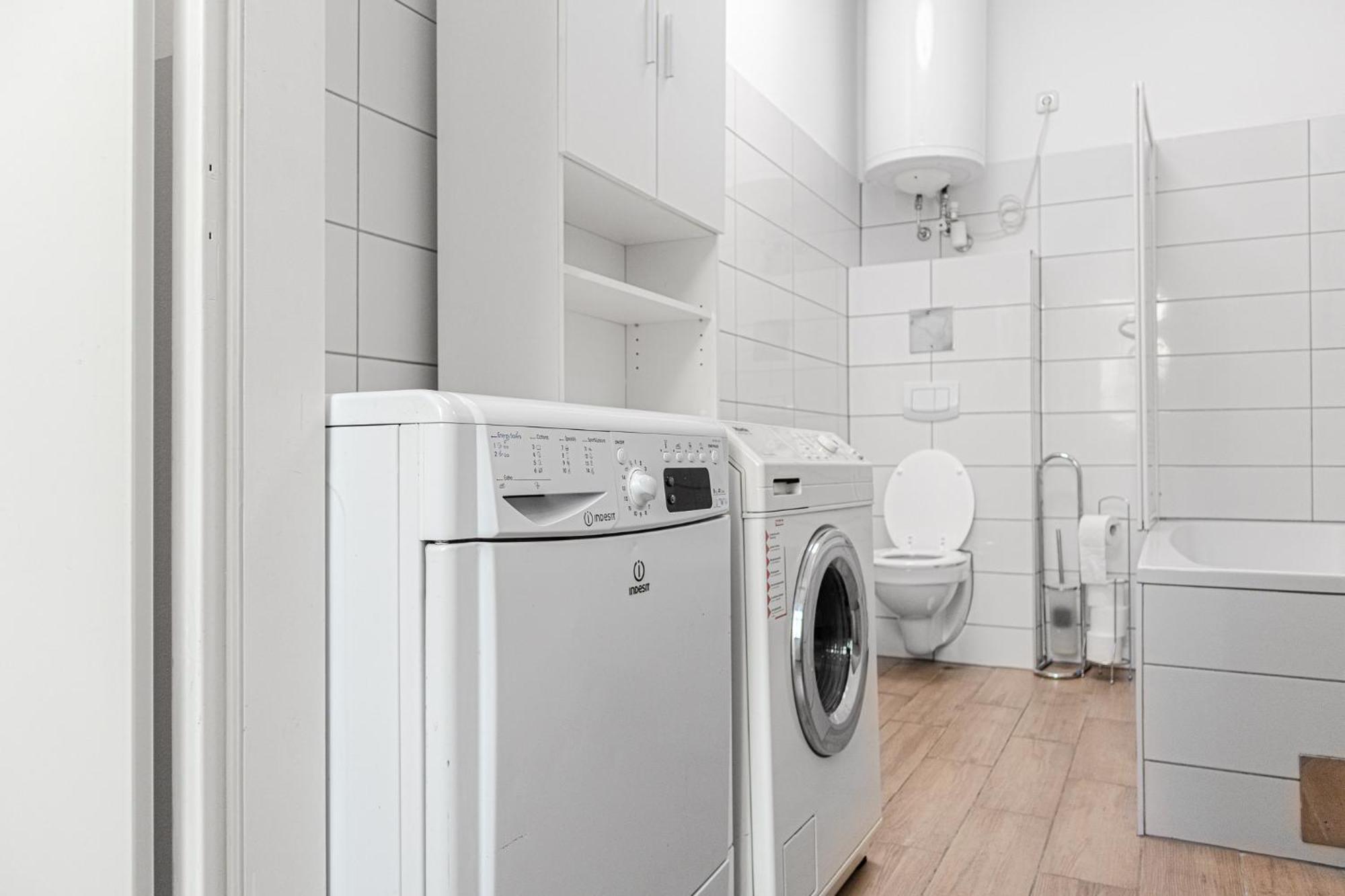 Relaxing 2-Bed Apartment For Extended Visits Wien Eksteriør bilde